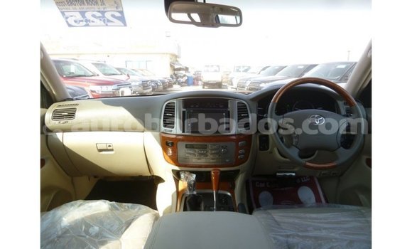 Buy Import Toyota Land Cruiser White Car in Import - Dubai in Barbados Buy Import Toyota Land Cruiser White Car in Import - Dubai in Barbados