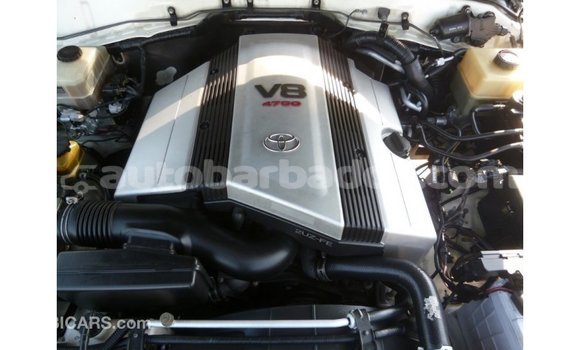 Buy Import Toyota Land Cruiser White Car in Import - Dubai in Barbados Buy Import Toyota Land Cruiser White Car in Import - Dubai in Barbados