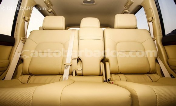 Buy Import Toyota Land Cruiser White Car in Import - Dubai in Barbados Buy Import Toyota Land Cruiser White Car in Import - Dubai in Barbados