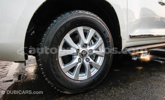 Buy Import Toyota Land Cruiser White Car in Import - Dubai in Barbados Buy Import Toyota Land Cruiser White Car in Import - Dubai in Barbados