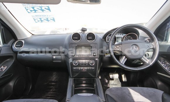 Buy Import Mercedes-Benz 190 (W201) Other Car in Import - Dubai in Barbados Buy Import Mercedes-Benz 190 (W201) Other Car in Import - Dubai in Barbados