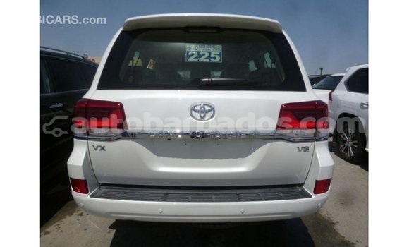 Buy Import Toyota Land Cruiser White Car in Import - Dubai in Barbados Buy Import Toyota Land Cruiser White Car in Import - Dubai in Barbados