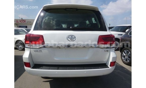 Buy Import Toyota Land Cruiser White Car in Import - Dubai in Barbados Buy Import Toyota Land Cruiser White Car in Import - Dubai in Barbados