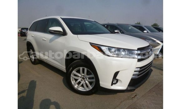 Buy Import Toyota Kluger White Car in Import - Dubai in Barbados Buy Import Toyota Kluger White Car in Import - Dubai in Barbados