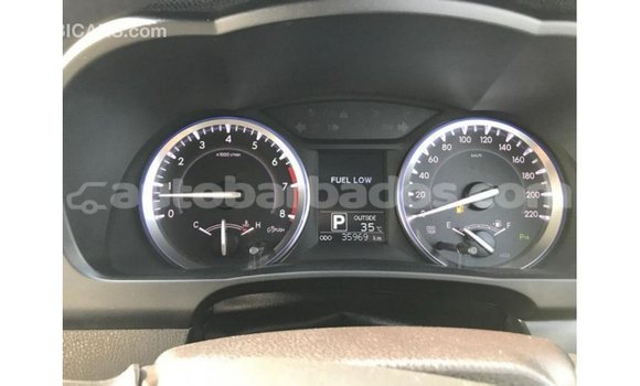 Buy Import Toyota Kluger White Car in Import - Dubai in Barbados Buy Import Toyota Kluger White Car in Import - Dubai in Barbados