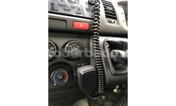 Buy Import Toyota Hiace White Car in Import - Dubai in Barbados Buy Import Toyota Hiace White Car in Import - Dubai in Barbados