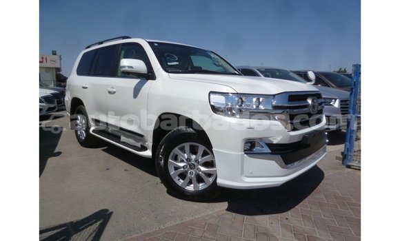 Buy Import Toyota Land Cruiser White Car in Import - Dubai in Barbados Buy Import Toyota Land Cruiser White Car in Import - Dubai in Barbados