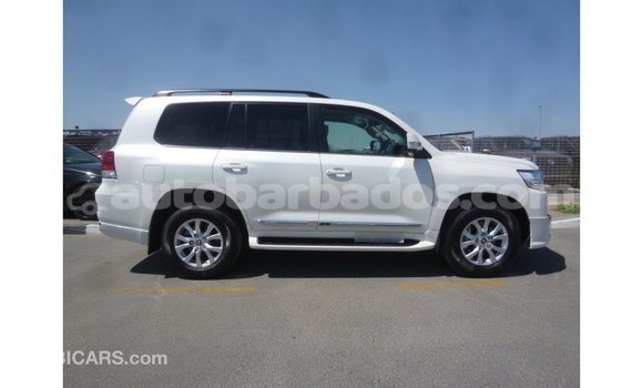 Buy Import Toyota Land Cruiser White Car in Import - Dubai in Barbados Buy Import Toyota Land Cruiser White Car in Import - Dubai in Barbados