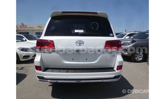 Buy Import Toyota Land Cruiser White Car in Import - Dubai in Barbados Buy Import Toyota Land Cruiser White Car in Import - Dubai in Barbados