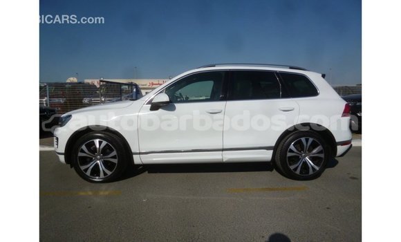 Buy Import Volkswagen Touareg White Car in Import - Dubai in Barbados Buy Import Volkswagen Touareg White Car in Import - Dubai in Barbados