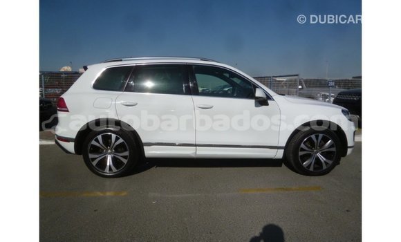 Buy Import Volkswagen Touareg White Car in Import - Dubai in Barbados Buy Import Volkswagen Touareg White Car in Import - Dubai in Barbados