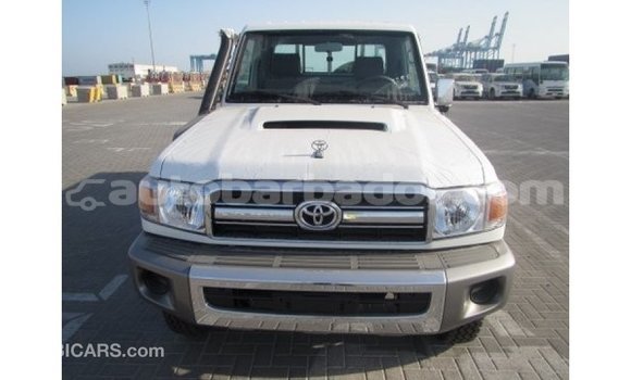 Buy Import Toyota Land Cruiser White Car in Import - Dubai in Barbados Buy Import Toyota Land Cruiser White Car in Import - Dubai in Barbados