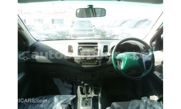 Buy Import Toyota Hilux White Car in Import - Dubai in Barbados Buy Import Toyota Hilux White Car in Import - Dubai in Barbados