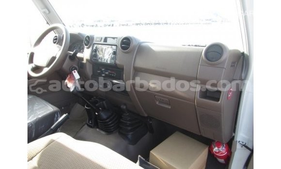 Buy Import Toyota Land Cruiser White Car in Import - Dubai in Barbados Buy Import Toyota Land Cruiser White Car in Import - Dubai in Barbados