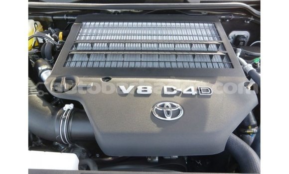 Buy Import Toyota Land Cruiser White Car in Import - Dubai in Barbados Buy Import Toyota Land Cruiser White Car in Import - Dubai in Barbados
