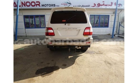 Buy Import Toyota Land Cruiser White Car in Import - Dubai in Barbados Buy Import Toyota Land Cruiser White Car in Import - Dubai in Barbados