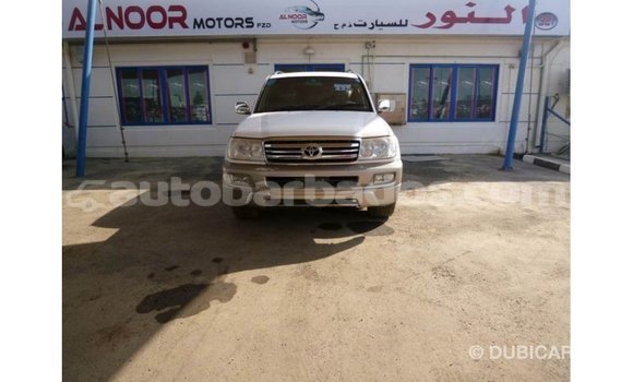 Buy Import Toyota Land Cruiser White Car in Import - Dubai in Barbados Buy Import Toyota Land Cruiser White Car in Import - Dubai in Barbados