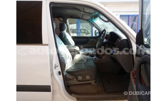 Buy Import Toyota Land Cruiser White Car in Import - Dubai in Barbados Buy Import Toyota Land Cruiser White Car in Import - Dubai in Barbados