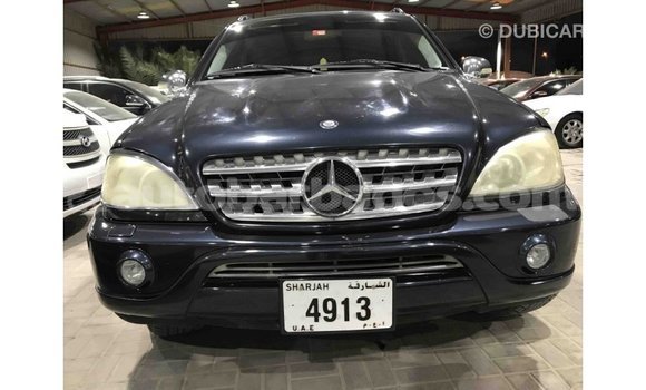 Buy Import Mercedes-Benz 190 (W201) Blue Car in Import - Dubai in Barbados Buy Import Mercedes-Benz 190 (W201) Blue Car in Import - Dubai in Barbados
