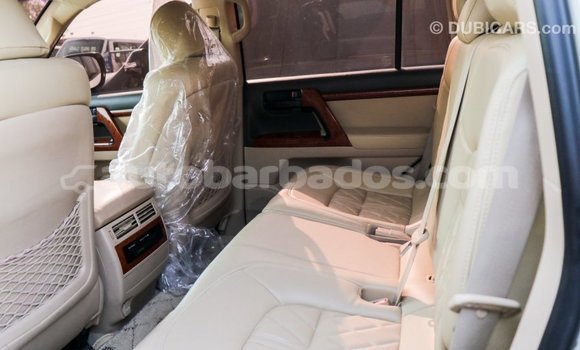 Buy Import Toyota Land Cruiser White Car in Import - Dubai in Barbados Buy Import Toyota Land Cruiser White Car in Import - Dubai in Barbados