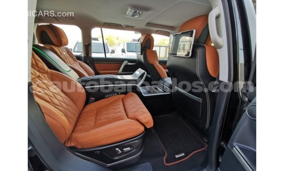 Buy Import Toyota Land Cruiser Black Car in Import - Dubai in Barbados Buy Import Toyota Land Cruiser Black Car in Import - Dubai in Barbados