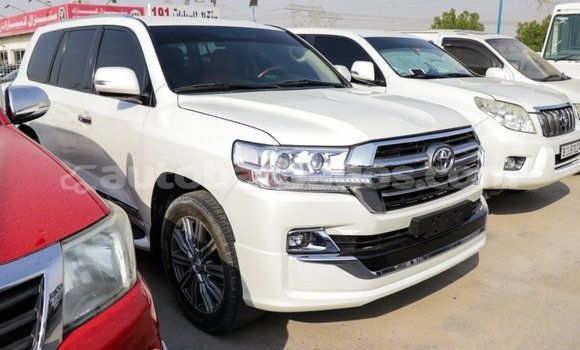 Buy Import Toyota Land Cruiser White Car in Import - Dubai in Barbados Buy Import Toyota Land Cruiser White Car in Import - Dubai in Barbados
