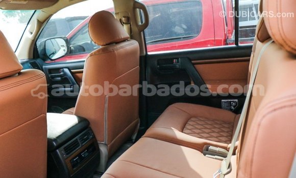 Buy Import Toyota Land Cruiser White Car in Import - Dubai in Barbados Buy Import Toyota Land Cruiser White Car in Import - Dubai in Barbados