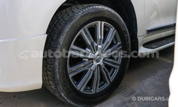 Buy Import Toyota Land Cruiser White Car in Import - Dubai in Barbados Buy Import Toyota Land Cruiser White Car in Import - Dubai in Barbados