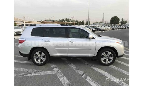 Buy Import Toyota Highlander Other Car in Import - Dubai in Barbados Buy Import Toyota Highlander Other Car in Import - Dubai in Barbados