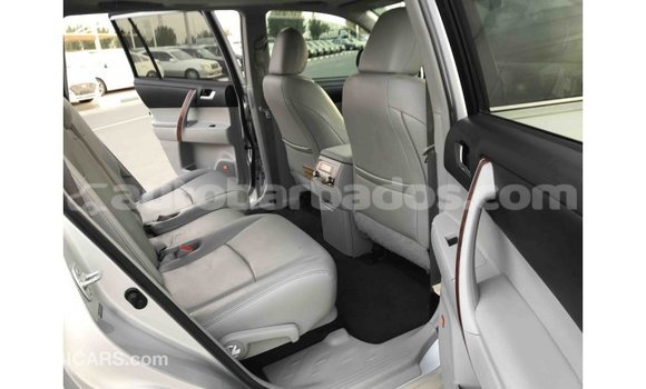 Buy Import Toyota Highlander Other Car in Import - Dubai in Barbados Buy Import Toyota Highlander Other Car in Import - Dubai in Barbados