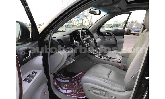 Buy Import Toyota Highlander Black Car in Import - Dubai in Barbados Buy Import Toyota Highlander Black Car in Import - Dubai in Barbados