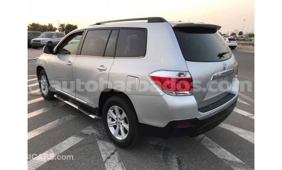 Buy Import Toyota Highlander Other Car in Import - Dubai in Barbados Buy Import Toyota Highlander Other Car in Import - Dubai in Barbados