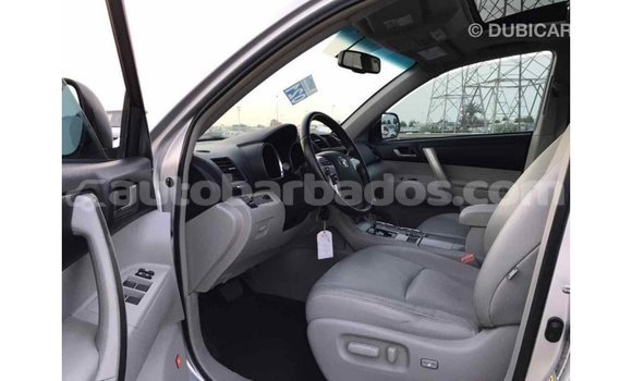 Buy Import Toyota Highlander Other Car in Import - Dubai in Barbados Buy Import Toyota Highlander Other Car in Import - Dubai in Barbados