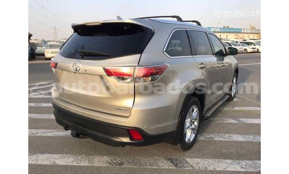Buy Import Toyota Highlander Beige Car in Import - Dubai in Barbados Buy Import Toyota Highlander Beige Car in Import - Dubai in Barbados