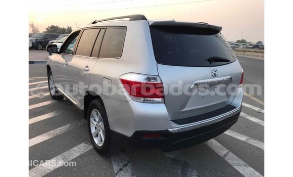 Buy Import Toyota Highlander Other Car in Import - Dubai in Barbados Buy Import Toyota Highlander Other Car in Import - Dubai in Barbados