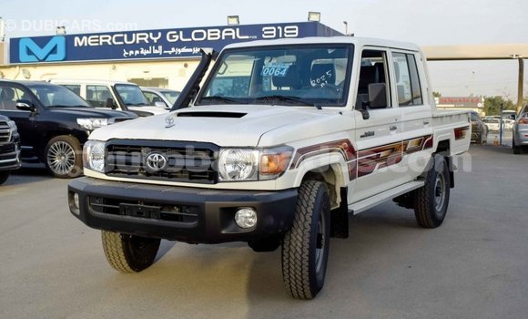 Buy Import Toyota Land Cruiser Beige Car in Import - Dubai in Barbados Buy Import Toyota Land Cruiser Beige Car in Import - Dubai in Barbados