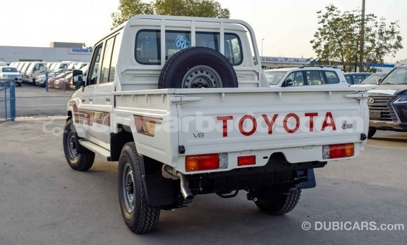 Buy Import Toyota Land Cruiser Beige Car in Import - Dubai in Barbados Buy Import Toyota Land Cruiser Beige Car in Import - Dubai in Barbados