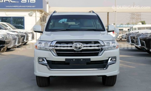 Buy Import Toyota Land Cruiser White Car in Import - Dubai in Barbados Buy Import Toyota Land Cruiser White Car in Import - Dubai in Barbados