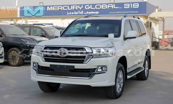 Buy Import Toyota Land Cruiser White Car in Import - Dubai in Barbados Buy Import Toyota Land Cruiser White Car in Import - Dubai in Barbados