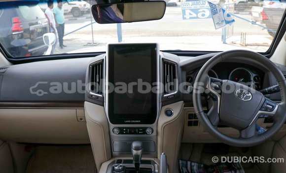 Buy Import Toyota Land Cruiser White Car in Import - Dubai in Barbados Buy Import Toyota Land Cruiser White Car in Import - Dubai in Barbados