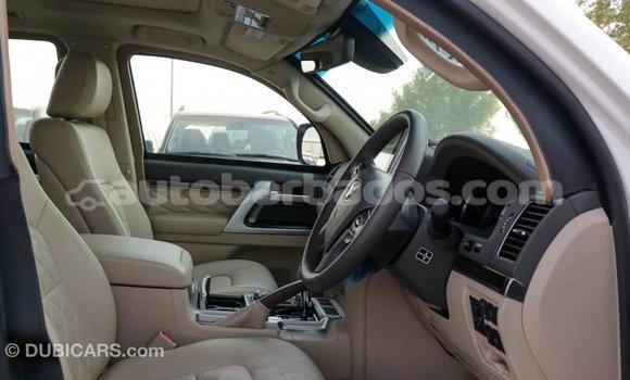 Buy Import Toyota Land Cruiser White Car in Import - Dubai in Barbados Buy Import Toyota Land Cruiser White Car in Import - Dubai in Barbados