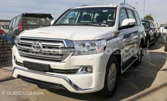 Buy Import Toyota Land Cruiser White Car in Import - Dubai in Barbados Buy Import Toyota Land Cruiser White Car in Import - Dubai in Barbados