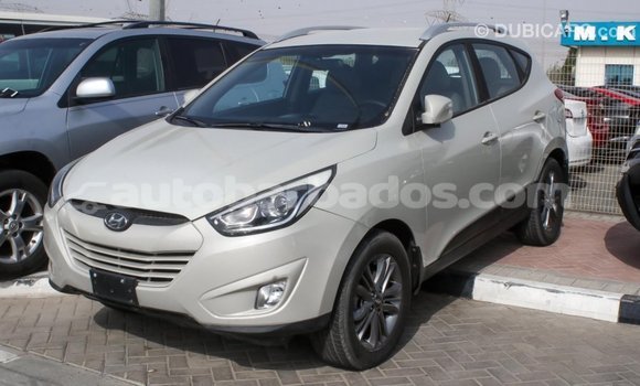 Buy Import Hyundai Tucson Beige Car in Import - Dubai in Barbados Buy Import Hyundai Tucson Beige Car in Import - Dubai in Barbados