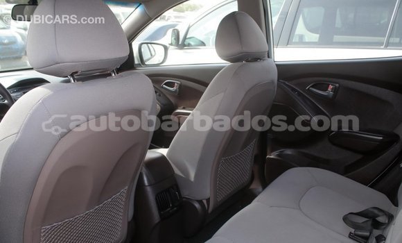 Buy Import Hyundai Tucson Beige Car in Import - Dubai in Barbados Buy Import Hyundai Tucson Beige Car in Import - Dubai in Barbados