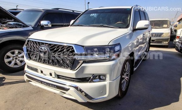 Buy Import Toyota Land Cruiser White Car in Import - Dubai in Barbados Buy Import Toyota Land Cruiser White Car in Import - Dubai in Barbados
