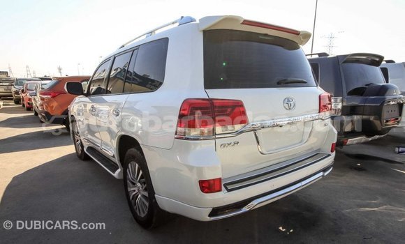 Buy Import Toyota Land Cruiser White Car in Import - Dubai in Barbados Buy Import Toyota Land Cruiser White Car in Import - Dubai in Barbados