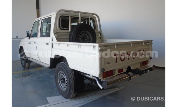 Buy Import Toyota Land Cruiser White Car in Import - Dubai in Barbados Buy Import Toyota Land Cruiser White Car in Import - Dubai in Barbados