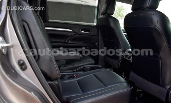 Buy Import Toyota Highlander Other Car in Import - Dubai in Barbados Buy Import Toyota Highlander Other Car in Import - Dubai in Barbados