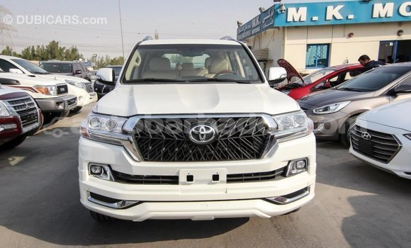 Buy Import Toyota Land Cruiser White Car in Import - Dubai in Barbados Buy Import Toyota Land Cruiser White Car in Import - Dubai in Barbados