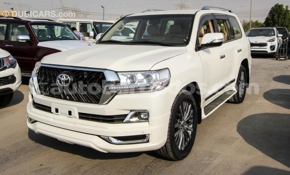 Buy Import Toyota Land Cruiser White Car in Import - Dubai in Barbados Buy Import Toyota Land Cruiser White Car in Import - Dubai in Barbados